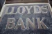 Lloyds отказывается от поддержки