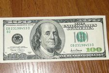 Доллар США ожидает девальвация