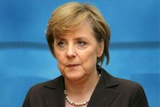 Меркель предложила снижать налоги