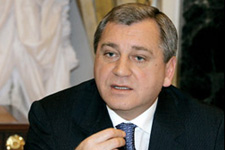 Алешин сократил неделю 