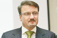Греф начал снижать